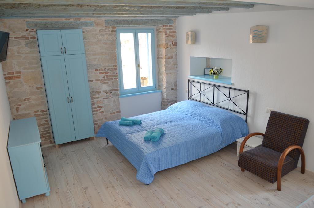 Studios Barbaro Rovinj Habitación foto